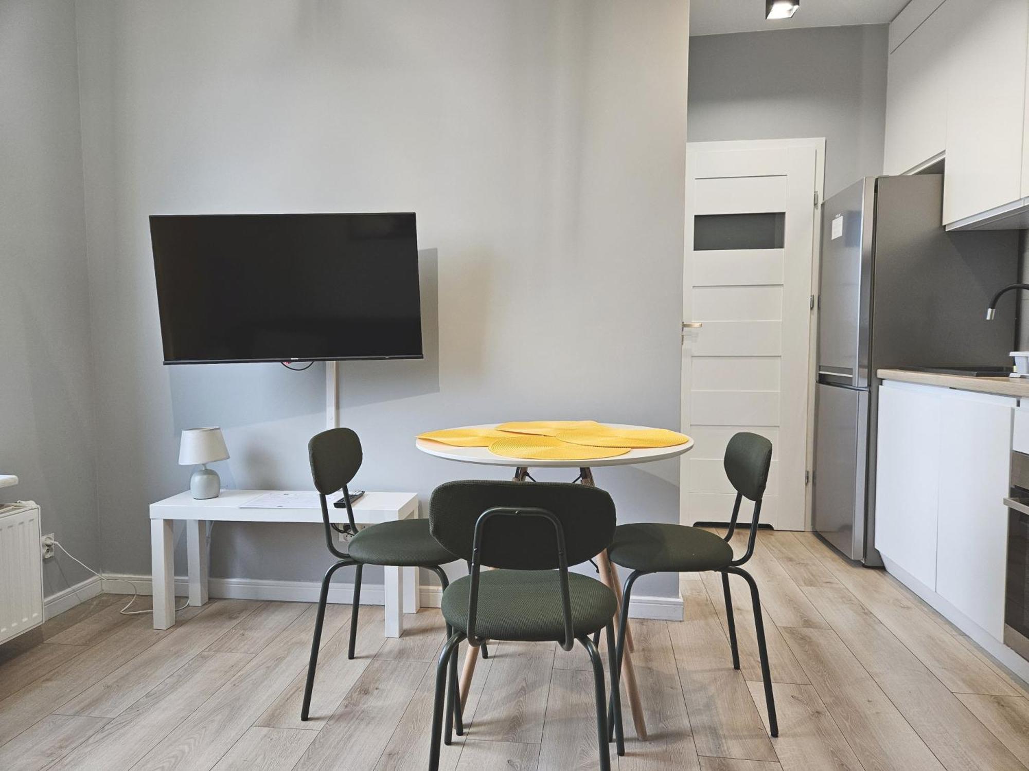 Urban Jungle - Grey Apartment Білосток Екстер'єр фото